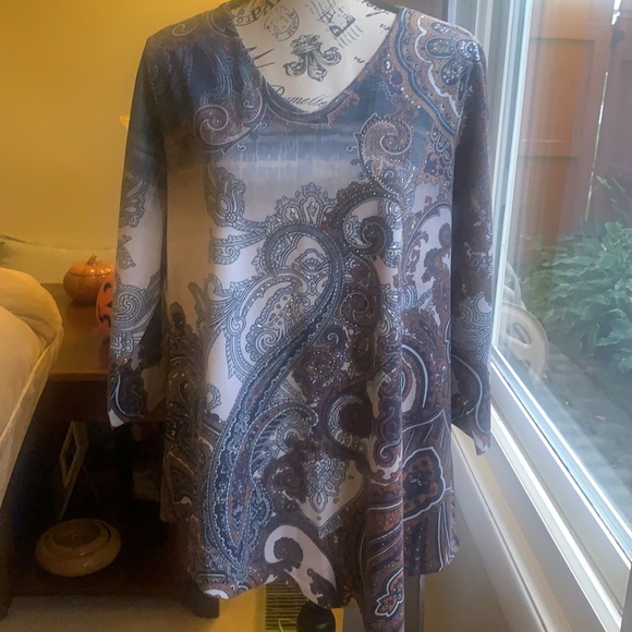 Avenue - Picture 2 of 7